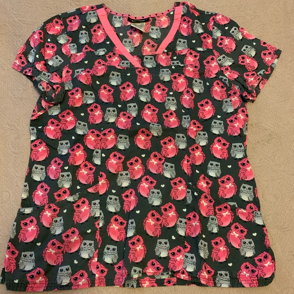Pink and Gray Owl Scrub Top🦉